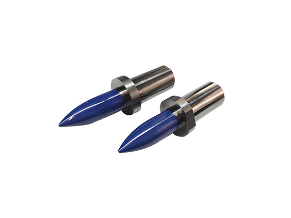 Blue zirconia ceramic punch (en inglés)